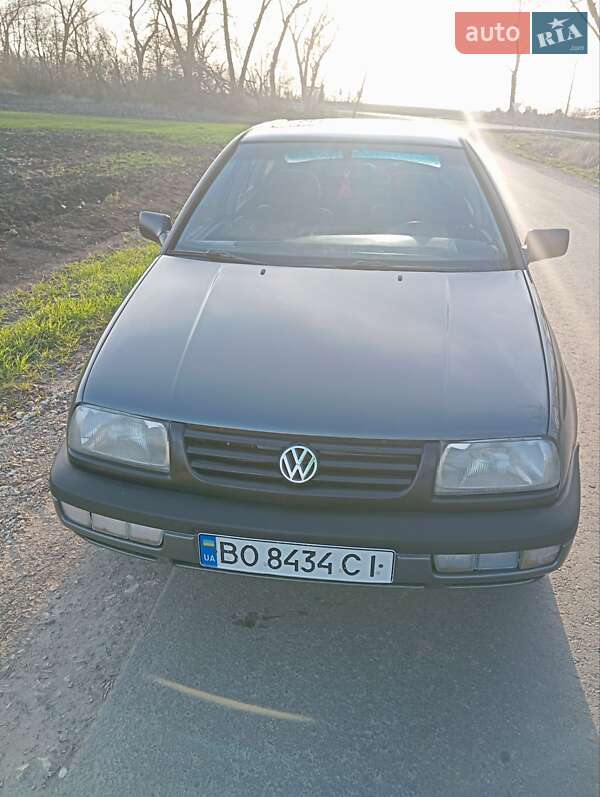 Volkswagen Vento 1993