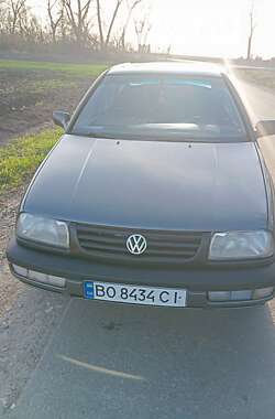 Седан Volkswagen Vento 1993 в Теребовле