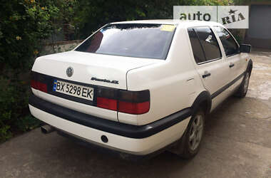 Седан Volkswagen Vento 1996 в Каменец-Подольском
