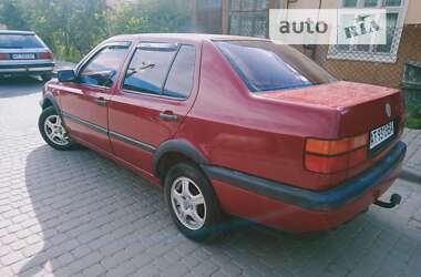 Седан Volkswagen Vento 1994 в Надвірній
