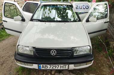 Седан Volkswagen Vento 1996 в Шаргороде