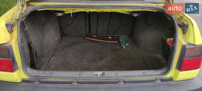 Седан Volkswagen Vento 1997 в Львові