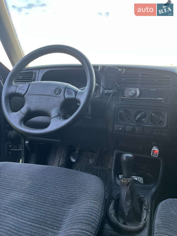 Седан Volkswagen Vento 1995 в Люботині