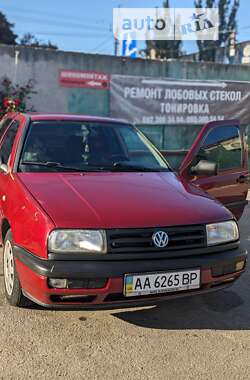 Седан Volkswagen Vento 1995 в Києві