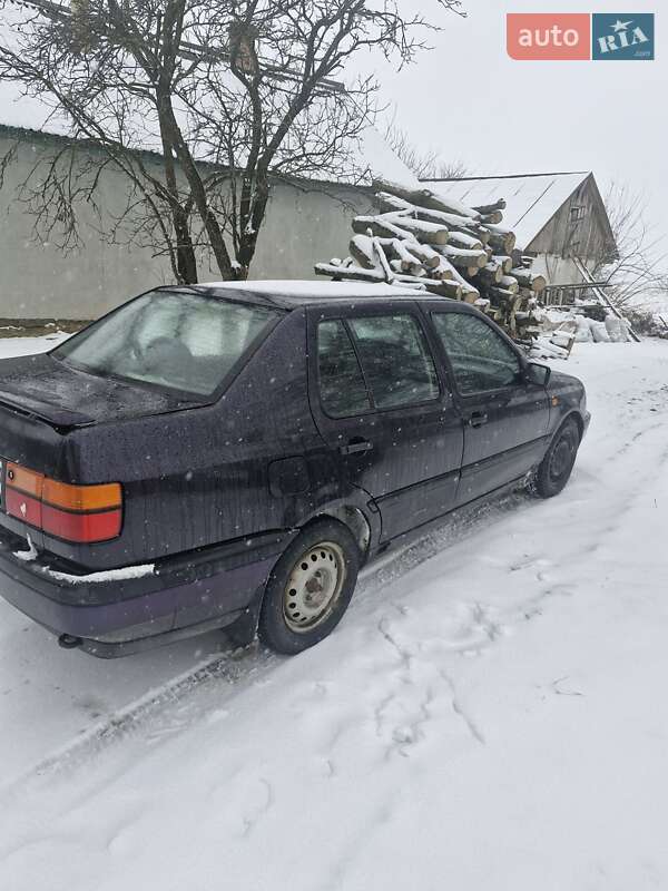 Седан Volkswagen Vento 1993 в Рівному фото 7 Седан Volkswagen Vento 1993 в Рівному
