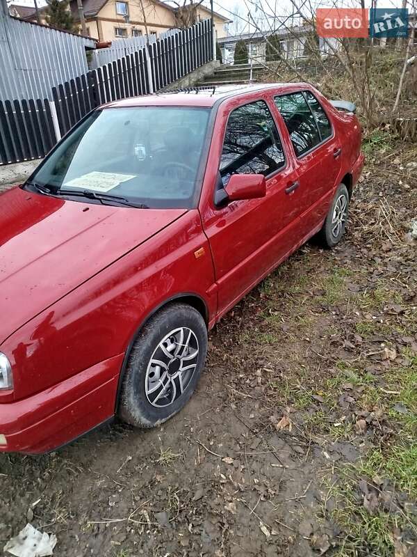 Volkswagen Vento 1996 Volkswagen Vento 1996