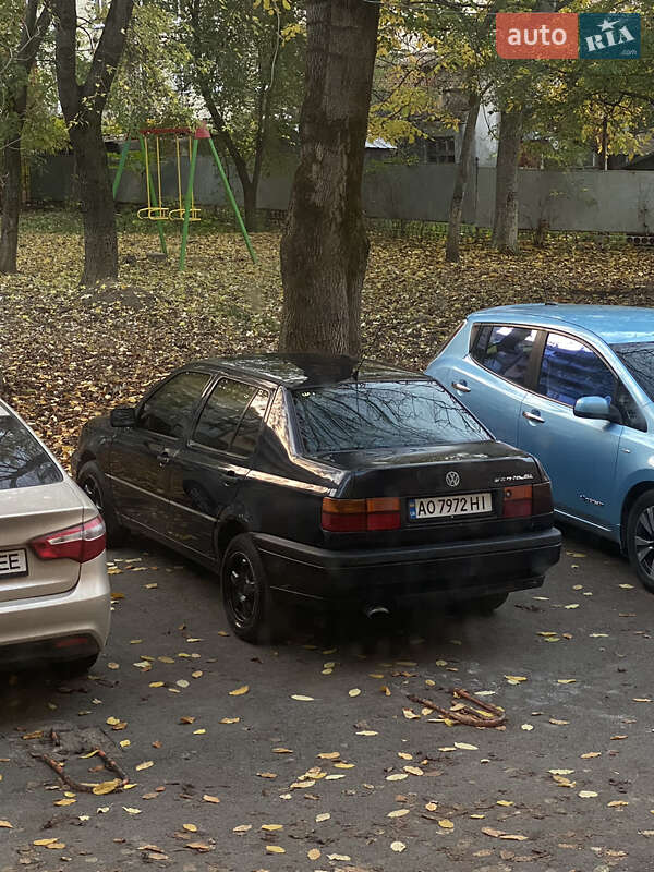 Седан Volkswagen Vento 1994 в Ужгороде