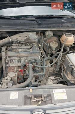 Седан Volkswagen Vento 1993 в 