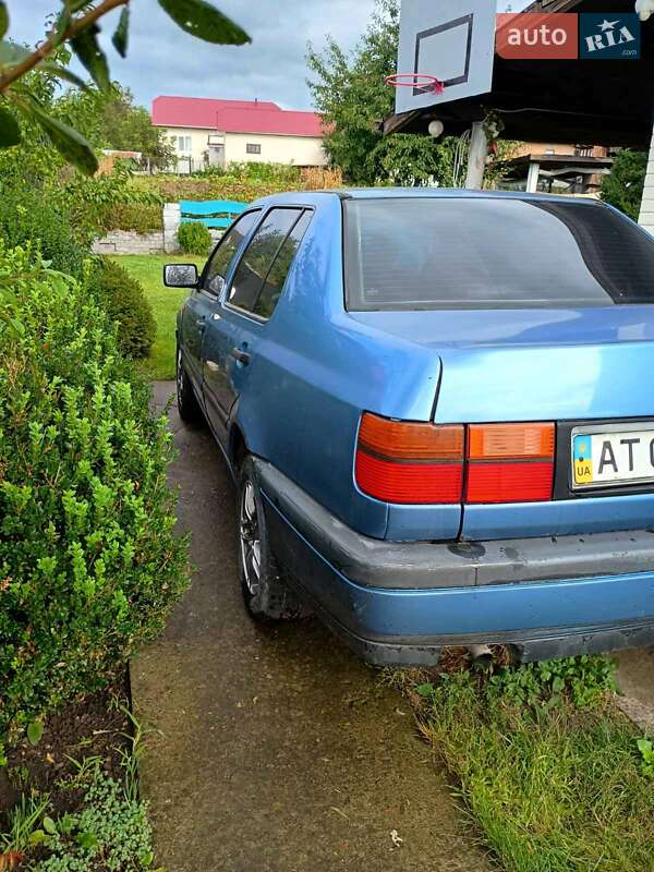 Седан Volkswagen Vento 1994 в Ивано-Франковске