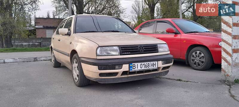 Седан Volkswagen Vento 1994 в Кременчуге