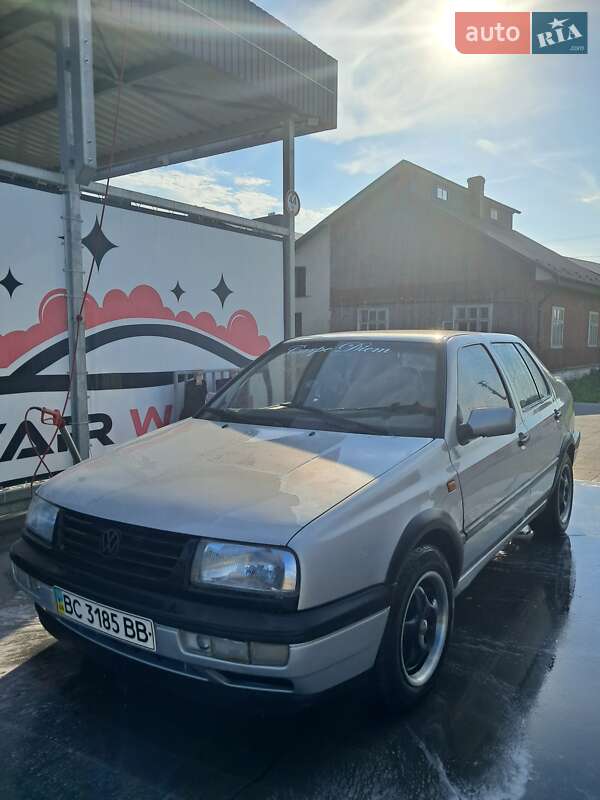 Volkswagen Vento 1993