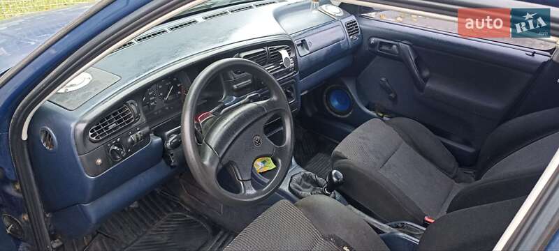 Седан Volkswagen Vento 1993 в Луцке фото 3 Седан Volkswagen Vento 1993 в Луцке