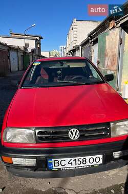 Седан Volkswagen Vento 1993 в Львові
