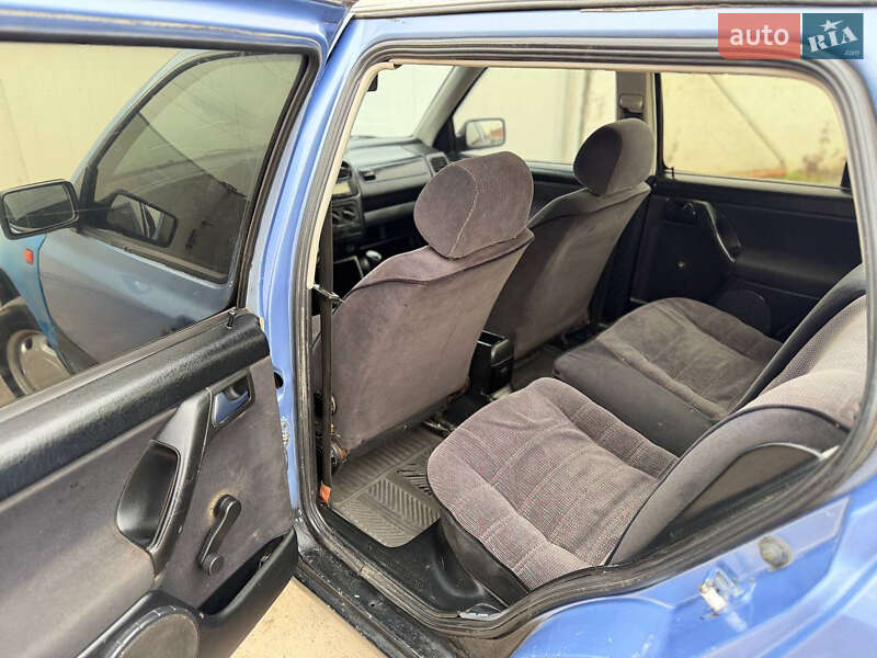 Седан Volkswagen Vento 1993 в Дрогобыче