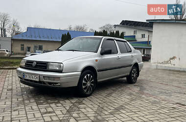 Седан Volkswagen Vento 1994 в Кам'янець-Подільському