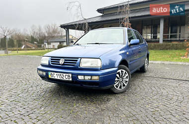 Седан Volkswagen Vento 1996 в Жовкве