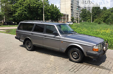 Універсал Volvo 240 1986 в Харкові