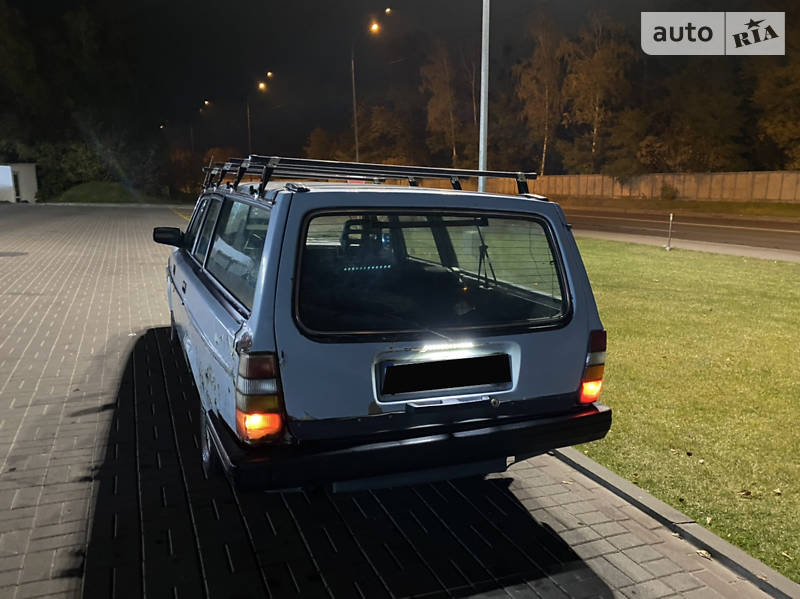 Універсал Volvo 240 1986 в Києві