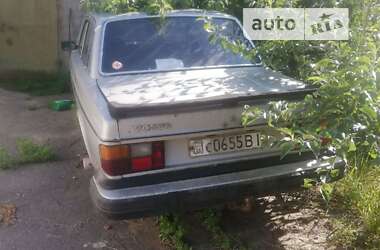 Седан Volvo 244 1981 в Вороновице