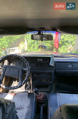 Седан Volvo 244 1981 в 