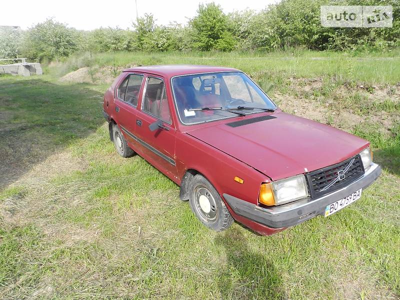 Хэтчбек Volvo 340 1987 в Тернополе