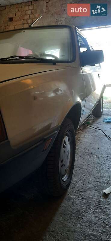 Хетчбек Volvo 340 1985 в Кропивницькому