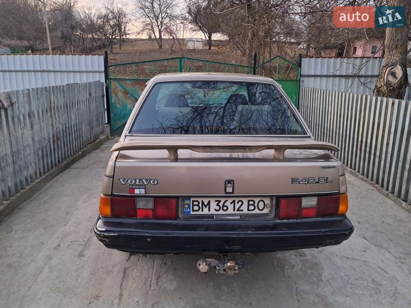 Хетчбек Volvo 340 1987 в Ромнах