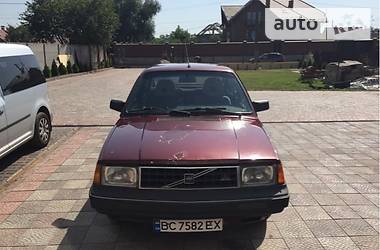 Седан Volvo 360 1989 в Червонограде