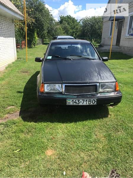 Хэтчбек Volvo 440 1989 в Луцке