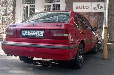 Хетчбек Volvo 440 1996 в Києві