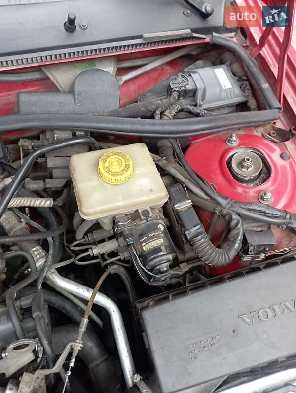 Хетчбек Volvo 440 1996 в Києві