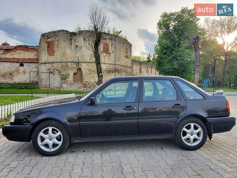 Хэтчбек Volvo 440 1994 в Бережанах