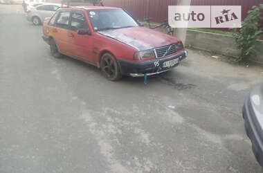 Хэтчбек Volvo 440 1989 в Киеве