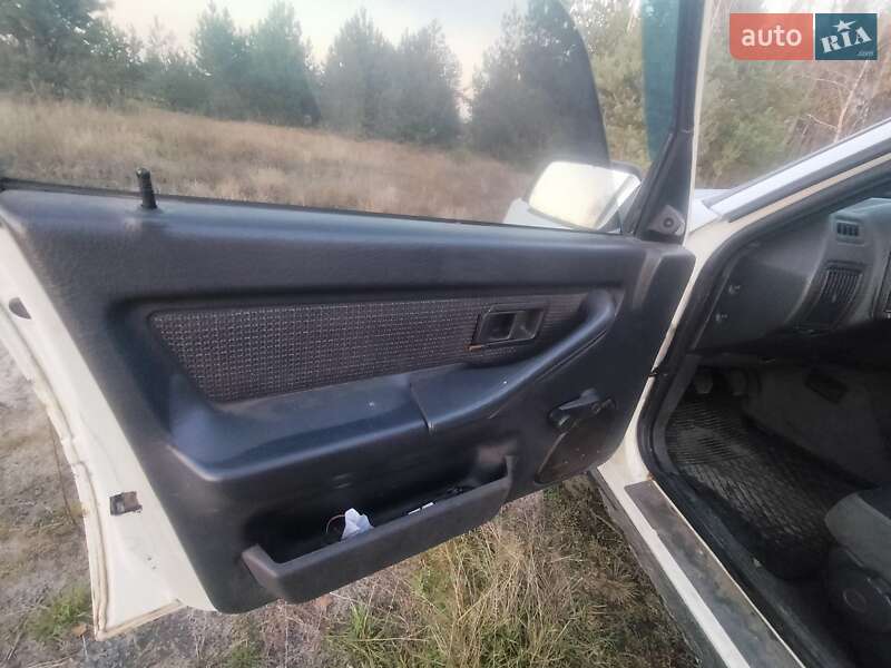 Хэтчбек Volvo 440 1992 в Камне-Каширском