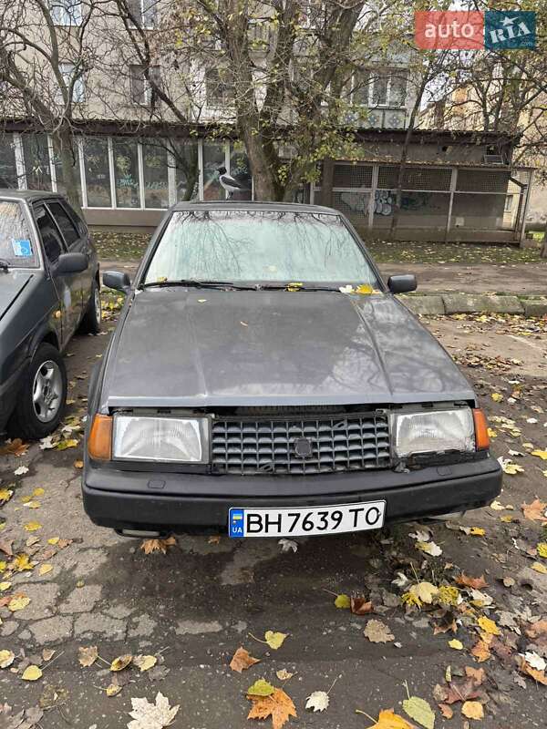 Хэтчбек Volvo 440 1990 в Одессе фото Хэтчбек Volvo 440 1990 в Одессе