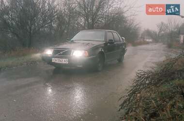 Хэтчбек Volvo 440 1989 в Золотоноше