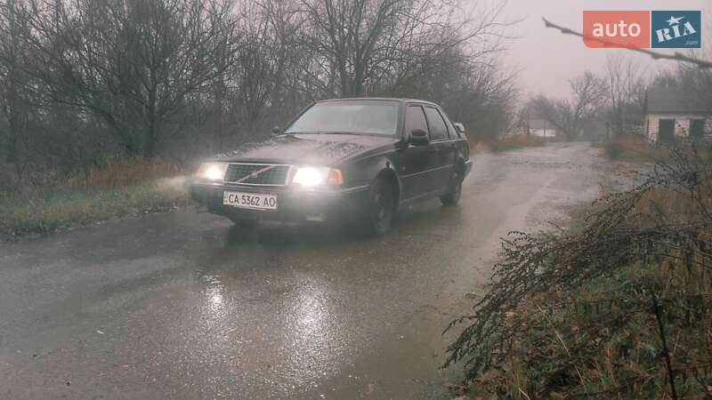 Хетчбек Volvo 440 1989 в Золотоноші