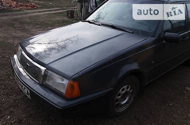 Седан Volvo 460 1990 в Ромнах