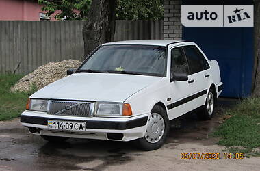 Седан Volvo 460 1991 в Путивле
