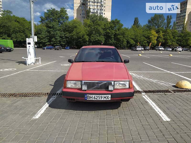 Седан Volvo 460 1993 в Одесі