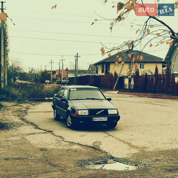 Volvo 460 1992
