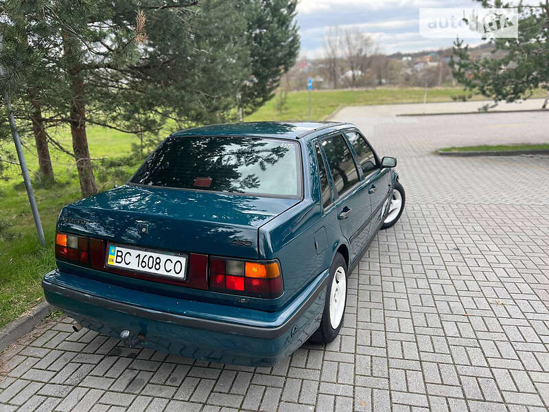 Седан Volvo 460 1996 в Дрогобичі