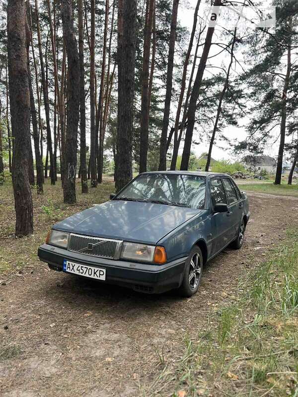 Седан Volvo 460 1993 в Змиеве