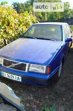 Седан Volvo 460 1991 в Гадячі