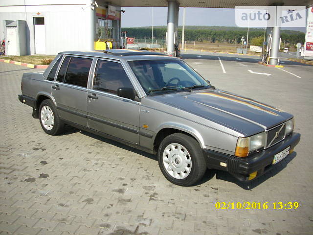 Седан Volvo 740 1984 в Хмельницком