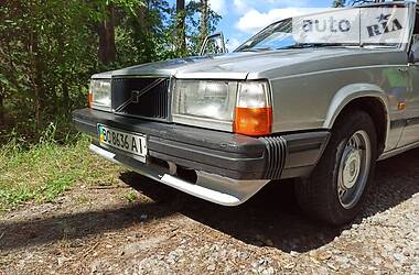 Седан Volvo 740 1986 в Обухове