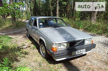 Седан Volvo 740 1986 в Обухове