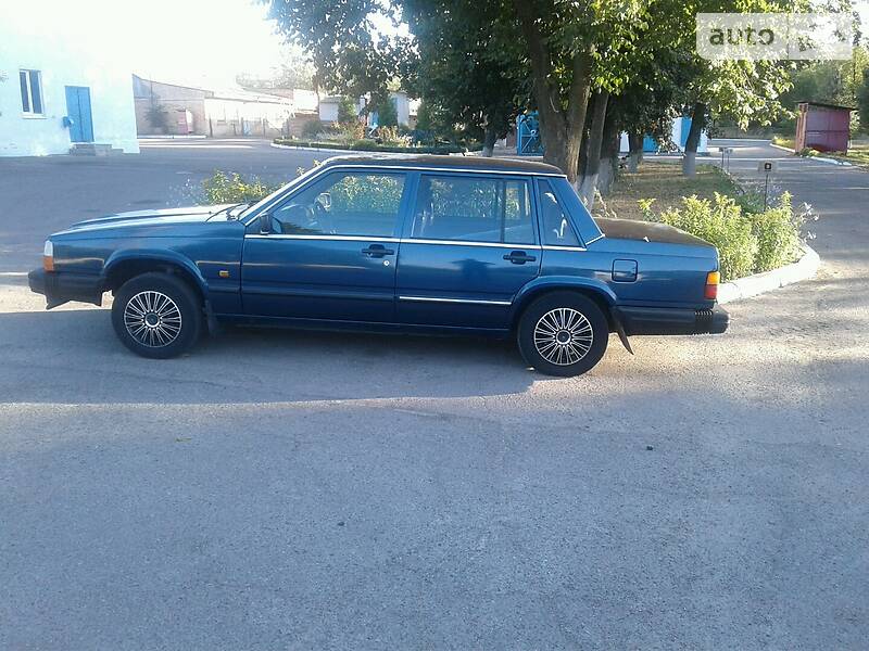 Седан Volvo 740 1986 в Черкассах