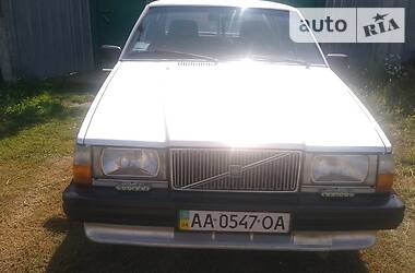 Седан Volvo 740 1986 в Киеве