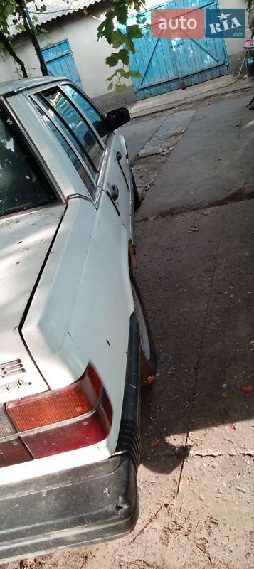 Седан Volvo 740 1986 в Одесі